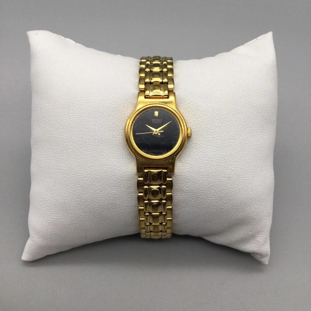 Vintage Seiko Womens Watch 18mm Black Dial Gold Tone V401-0518 New Battery 6.25